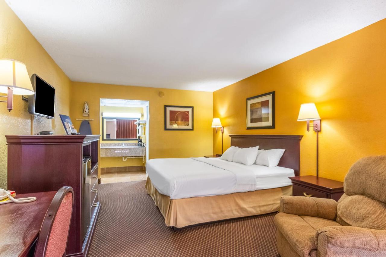 Americas Best Value Inn Of Elk City Exterior photo